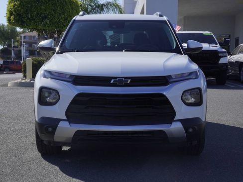 Used 2023 Chevrolet TrailBlazer LT AWD/4WD image 9