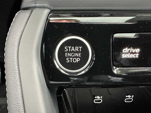 New 2025 Audi Q5 Premium Plus image 34