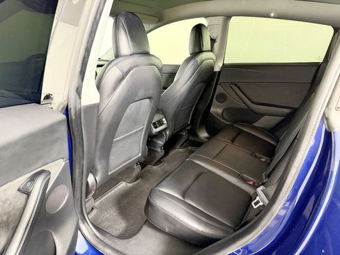 Used 2022 Tesla Model Y Performance AWD/4WD image 34