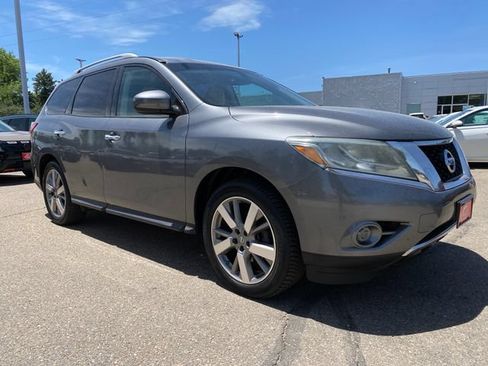 Used 2015 Nissan Pathfinder S FWD image 10