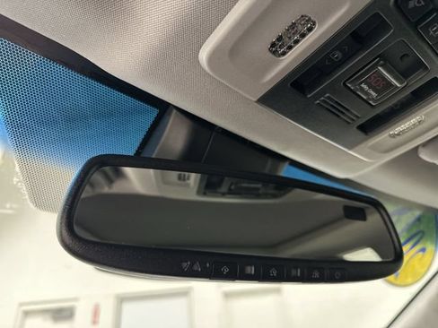 Used 2018 Toyota Camry XSE FWD image 27