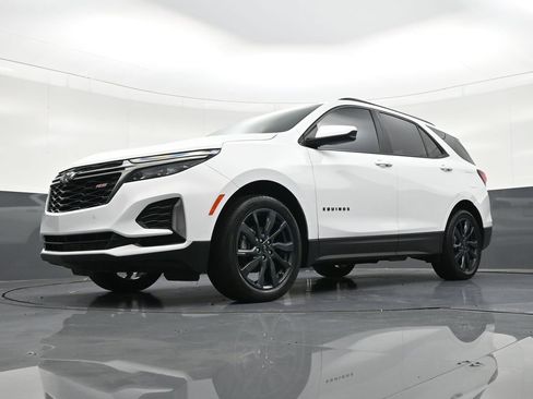 Used 2023 Chevrolet Equinox RS image 23