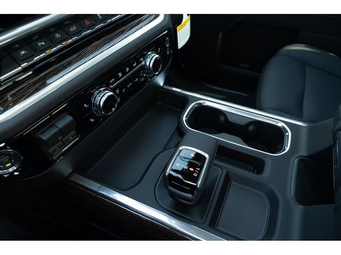 New 2026 GMC Sierra 1500 Elevation image 25