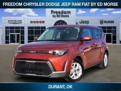 Used 2023 Kia Soul LX w/ Option Group 015