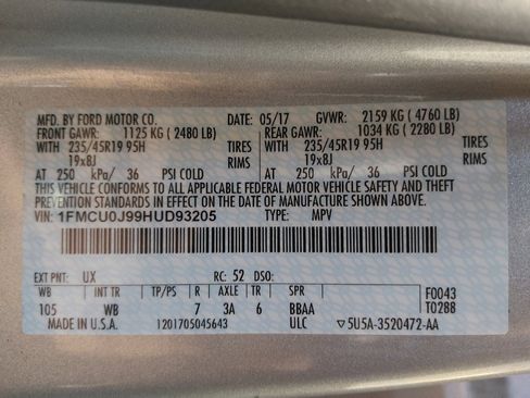 Used 2017 Ford Escape Titanium image 33