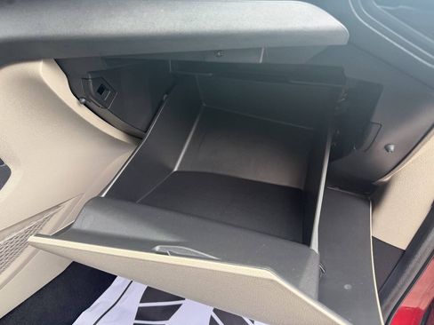 Used 2018 Ford Escape SE w/ SE Sync 3 Package FWD image 15