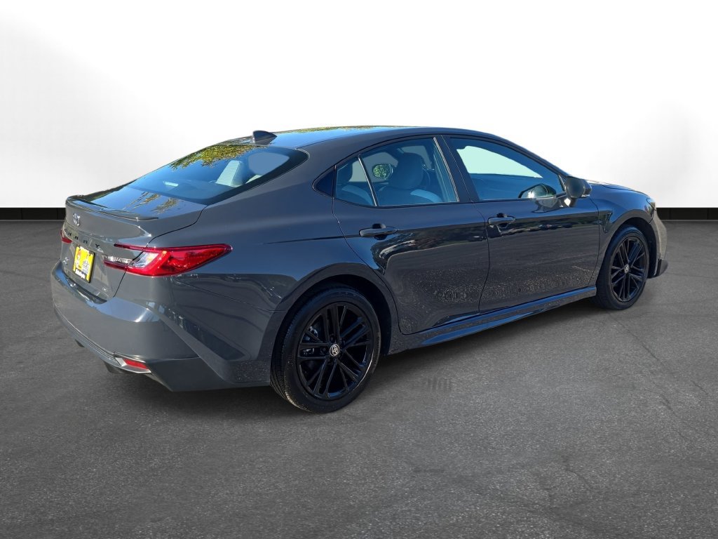 Certified 2025 Toyota Camry SE AWD/4WD image 5