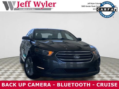 Used 2018 Ford Taurus SEL image 1
