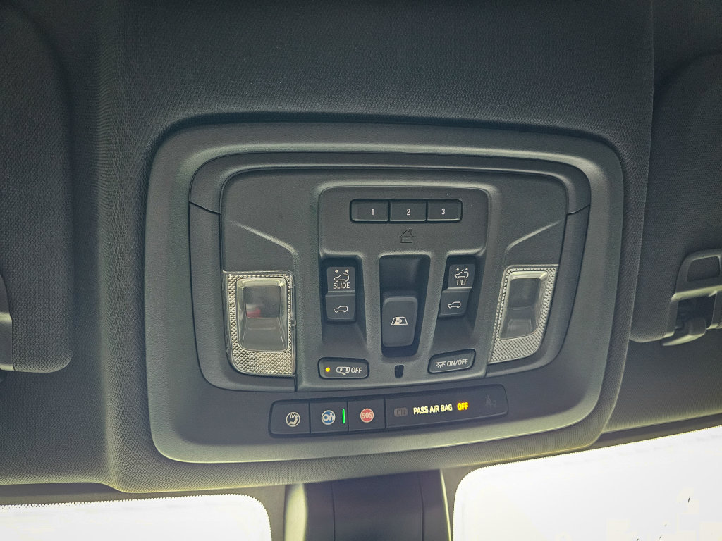 Used 2020 GMC Sierra 3500 AT4 w/ AT4 Premium Package AWD/4WD image 36
