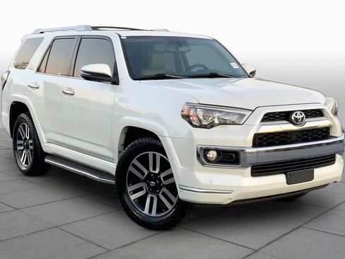 Used 2016 Toyota 4Runner Limited image 3