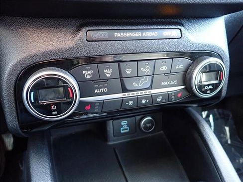 Used 2021 Ford Escape SEL image 21