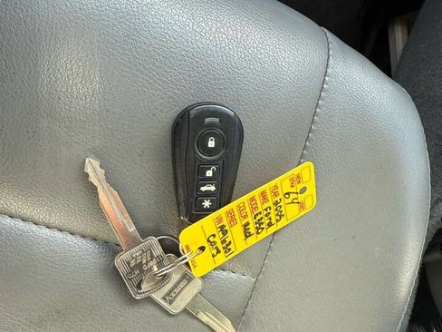 Used 2005 Ford E-350 and Econoline 350 Extended Super Duty image 27