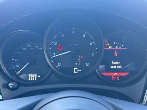 Used 2025 Porsche Macan image 30