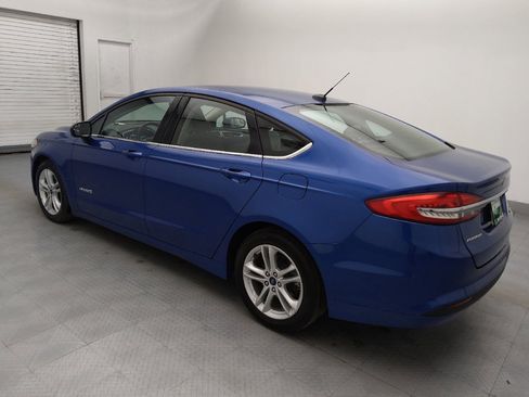 Used 2018 Ford Fusion S image 3
