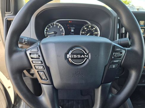 Used 2026 Nissan Frontier SV w/ Tow Package RWD image 33