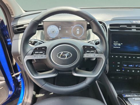 Certified 2022 Hyundai Tucson Limited w/ Cargo Package AWD/4WD image 10