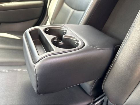 Used 2022 Nissan Murano SV w/ SV Midnight Edition Package image 38