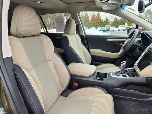 Used 2022 Subaru Outback Premium image 16