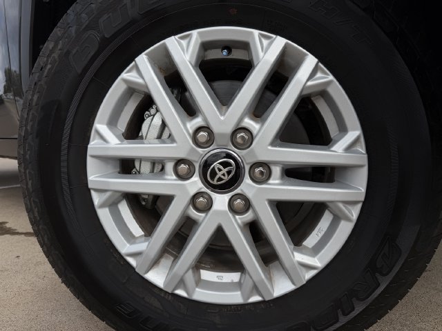 Used 2026 Toyota Tundra SR5 RWD image 9
