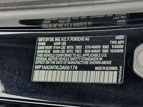 Used 2020 Porsche Cayenne image 35