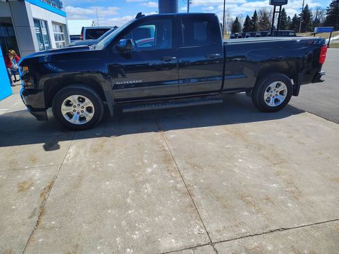 Used 2019 Chevrolet Silverado 1500 LT w/ All Star Edition image 5