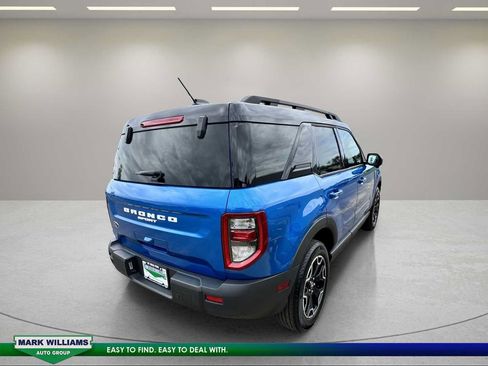 Used 2025 Ford Bronco Sport Outer Banks w/ Outer Banks Tech Package+ AWD/4WD image 3
