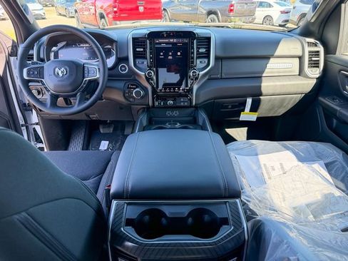 New 2026 RAM 1500 Big Horn AWD/4WD image 27