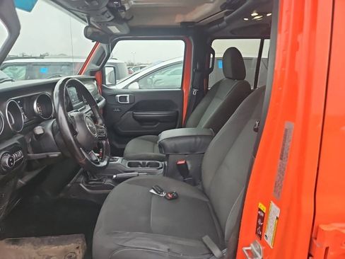 Used 2020 Jeep Gladiator Sport w/ Quick Order Package 24S AWD/4WD image 5