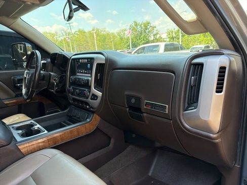 Used 2017 GMC Sierra 1500 SLT w/ SLT Premium Package AWD/4WD image 22