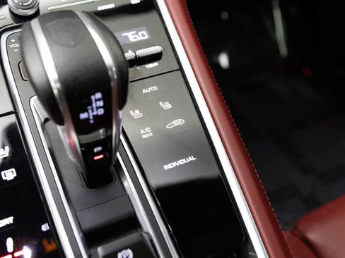 Used 2023 Porsche Panamera 4 Platinum Edition w/ Assistance Package AWD/4WD image 41