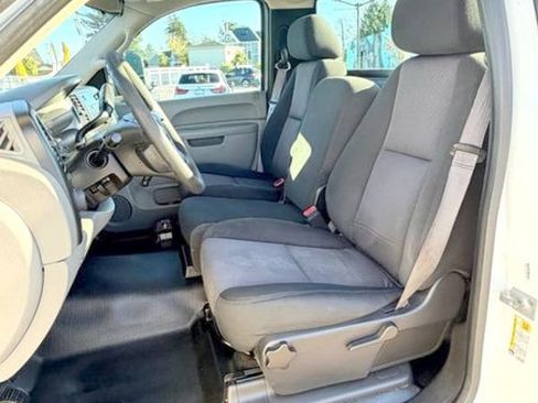 Used 2014 Chevrolet Silverado 2500 W/T image 15