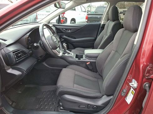 Used 2024 Subaru Outback Premium w/ Popular Package #1A image 15