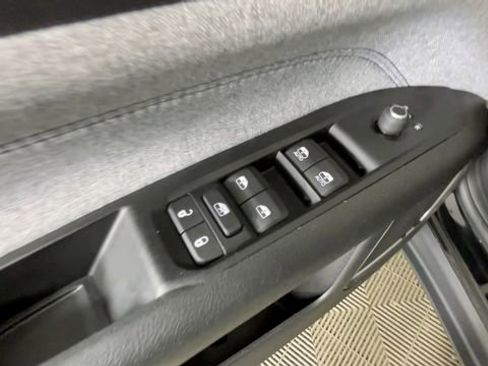 Used 2022 Jeep Compass Latitude AWD/4WD image 21