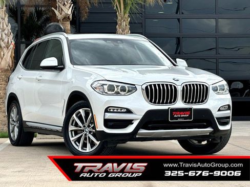 Used 2019 BMW X3 sDrive30i w/ Premium Package image 2