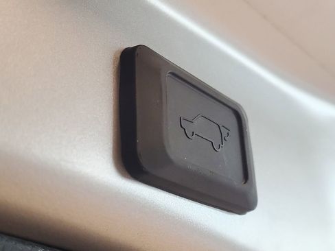 Certified 2024 Toyota RAV4 XLE Premium image 9