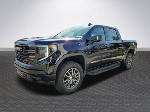 Used 2022 GMC Sierra 1500 AT4X image 3