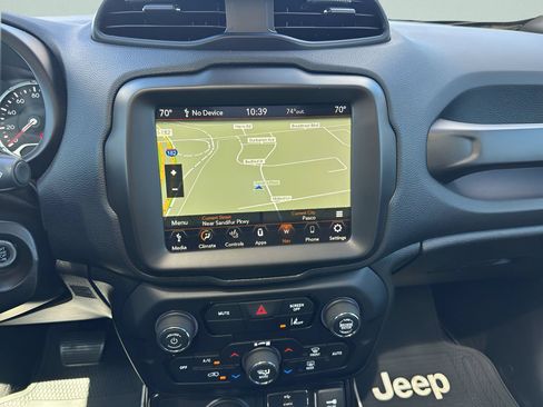 Used 2023 Jeep Renegade Latitude w/ Sun/Sound Group AWD/4WD image 24