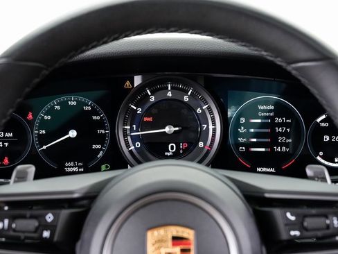 Used 2023 Porsche 911 Carrera image 16