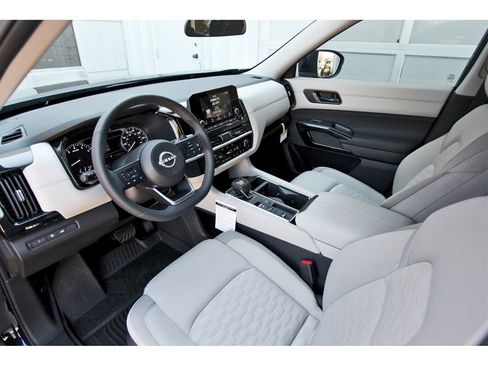 New 2025 Nissan Pathfinder SV w/ Cargo Package image 13