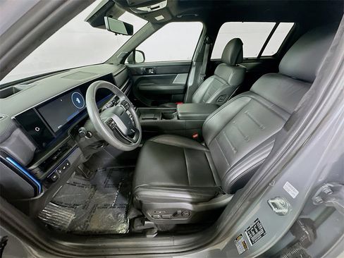 Used 2024 Hyundai Santa Fe Calligraphy image 15