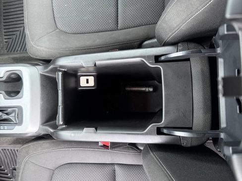 Used 2016 Chevrolet Colorado LT w/ LT Convenience Package image 20