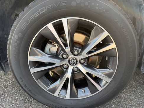 Used 2019 Toyota Highlander LE image 31