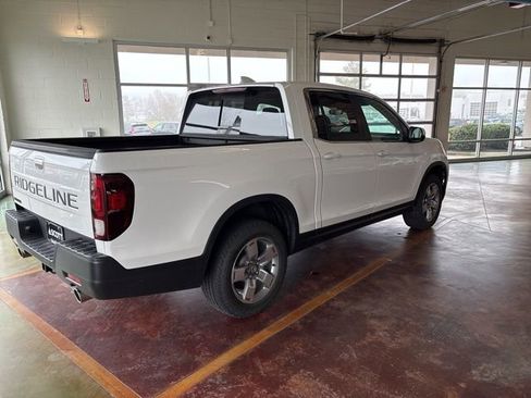 Used 2025 Honda Ridgeline RTL image 6
