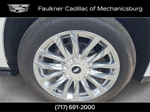 Used 2024 Cadillac Escalade ESV Premium Luxury w/ Performance Package AWD/4WD image 6