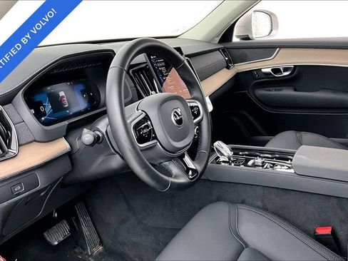 Used 2025 Volvo XC90 B6 Plus AWD/4WD image 15