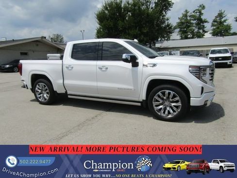 Used 2025 GMC Sierra 1500 Denali w/ Denali Reserve Package AWD/4WD image 3