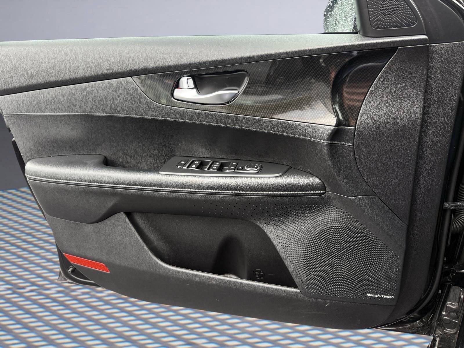 Used 2021 Kia Forte GT-Line w/ GT-Line Premium Package FWD image 25