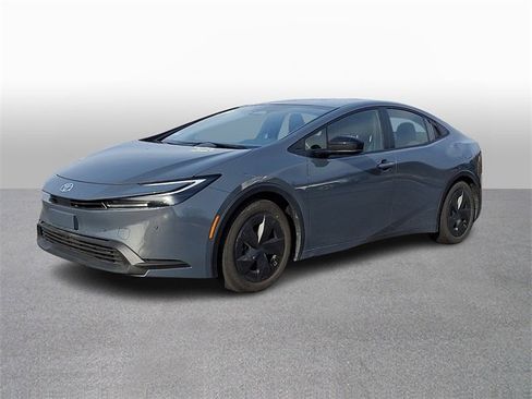 Certified 2025 Toyota Prius LE image 1