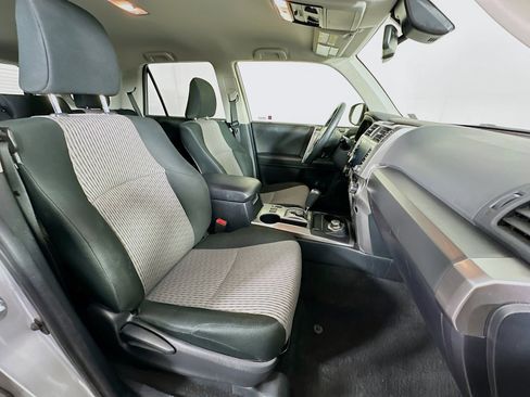 Used 2024 Toyota 4Runner SR5 image 29