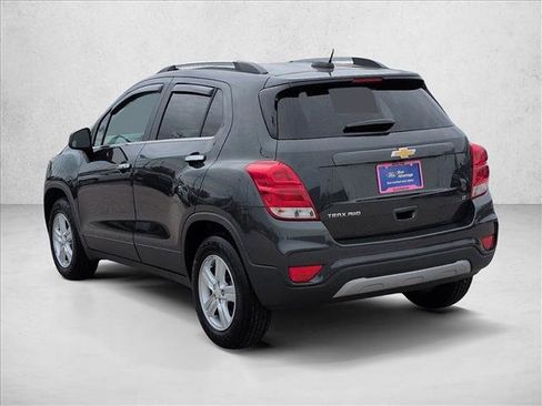 Used 2020 Chevrolet Trax LT w/ Sun & Sound Package AWD/4WD image 8